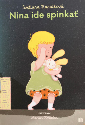 Nina ide spinka�